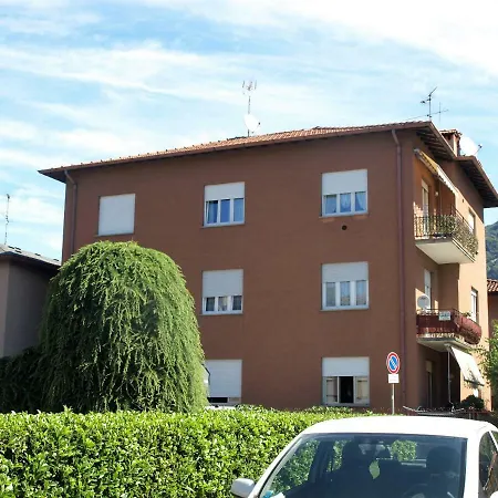 Giuly's House Apartment